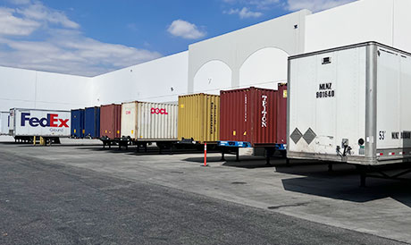 支持多种运输方案，满足不同配送需求